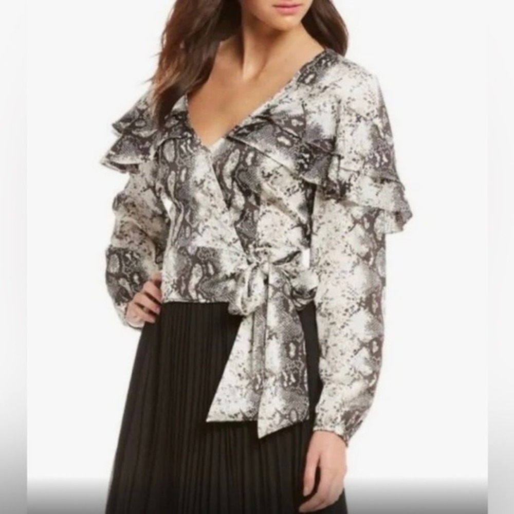 EUC Gianni Bini S Wrap Tie Blouse Top Ruffle Shirt Satin Long sleeve Snake Print